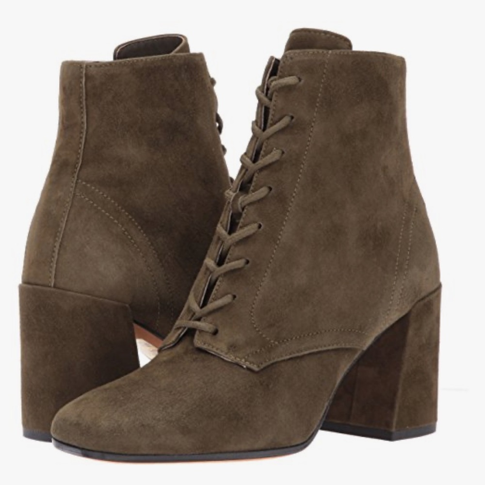Vince Women's Halle Lace Up Ankle Boot NWOT no box or dust bag. Size 8